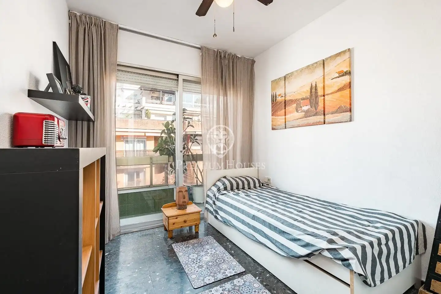 Habitación de Piso en venta en Barcelona con Calefacción, Terraza y Balcón