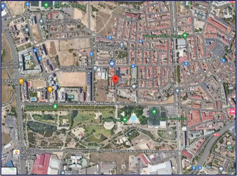 Außenansicht von Residential zum Verkauf in Zaragoza