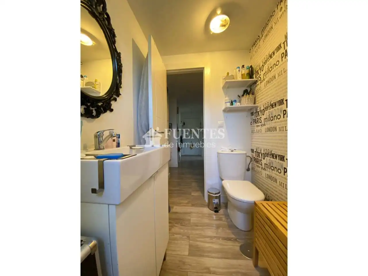 Habitación de Piso en venta en Alicante / Alacant con Aire acondicionado, Terraza y Piscina comunitaria