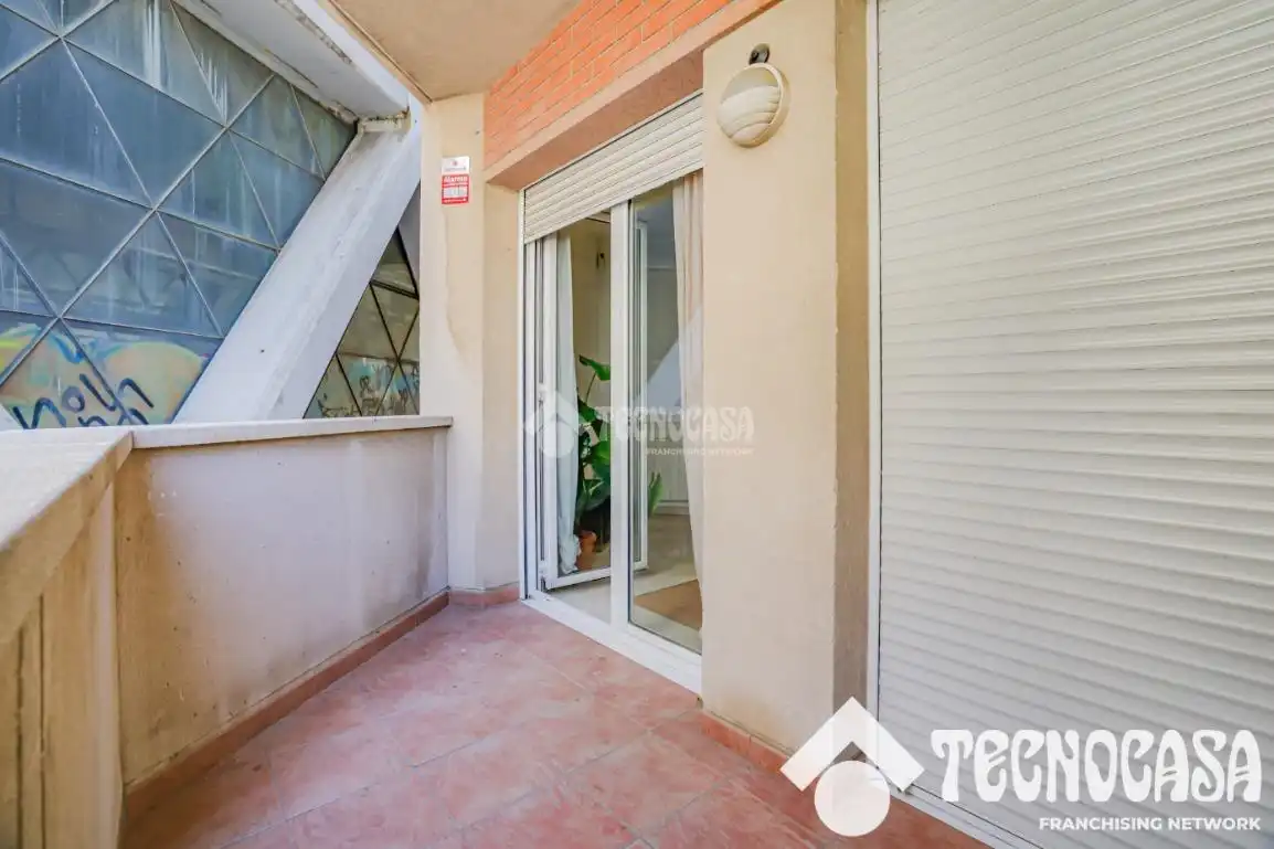 Terrasse von Wohnung zum Verkauf in Barcelona mit Klimaanlage und Balkon