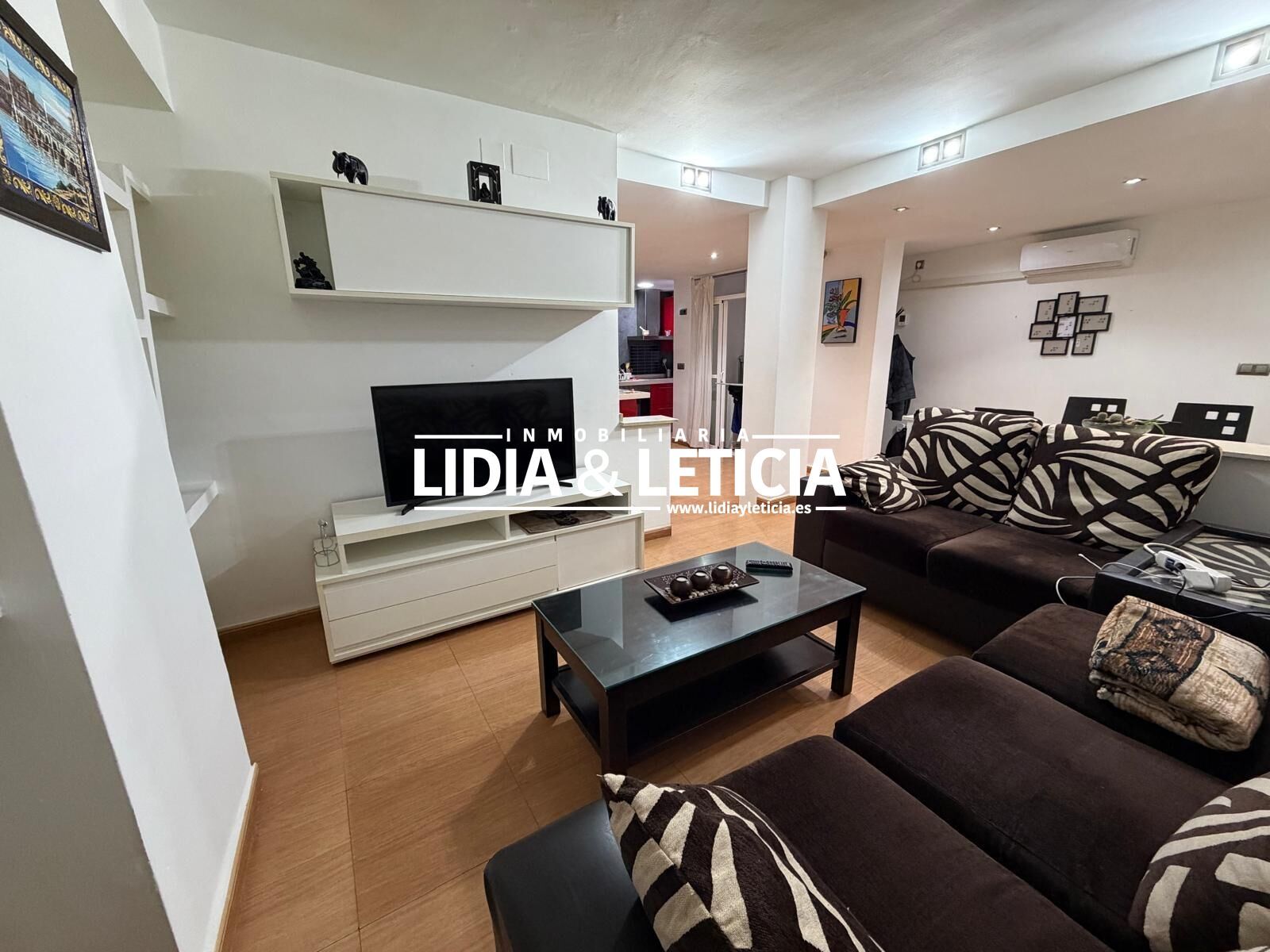 Vista exterior de Pis en venda en Alcalá de Guadaira amb Aire condicionat, Terrassa i Traster