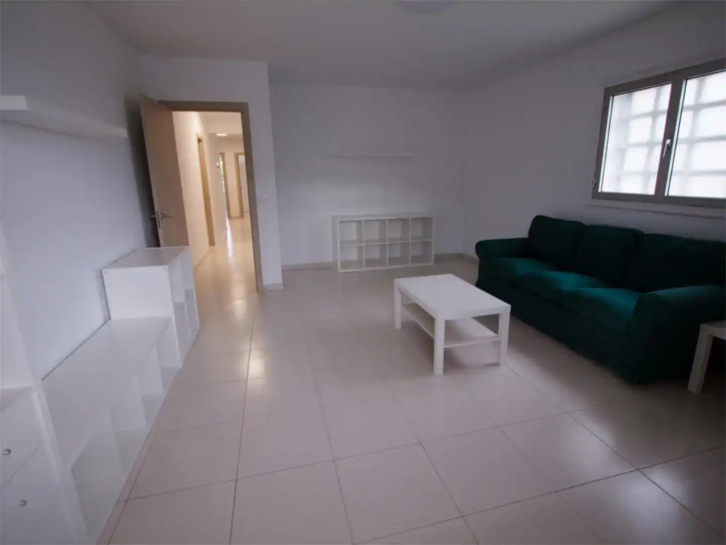Sala de estar de Piso en venta en Ordes con Trastero, Amueblado y Balcón