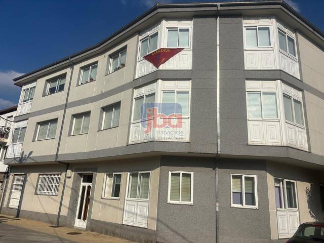 Piso en Venta en Celanova
