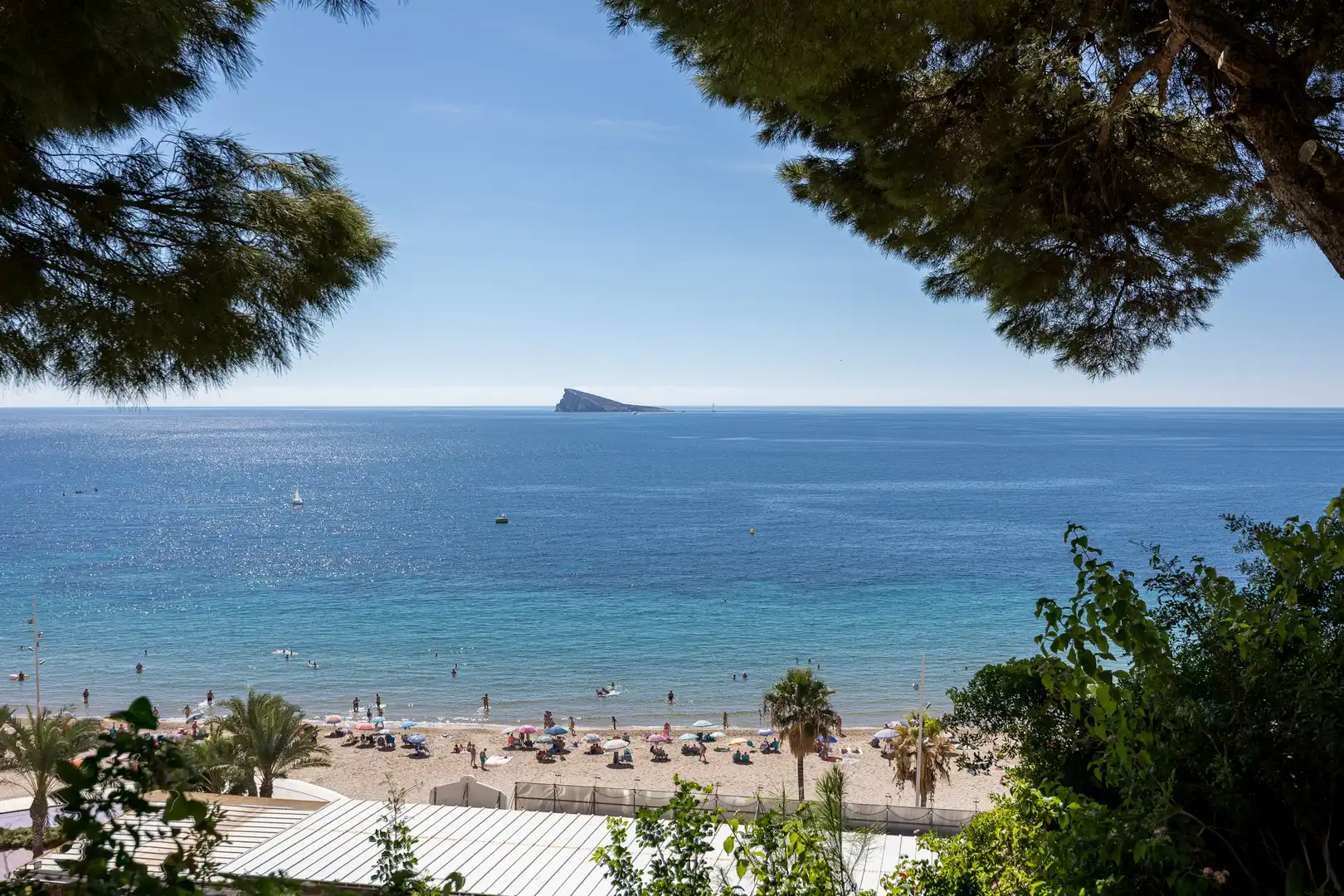 Flat with pool for sale in Playa de Poniente