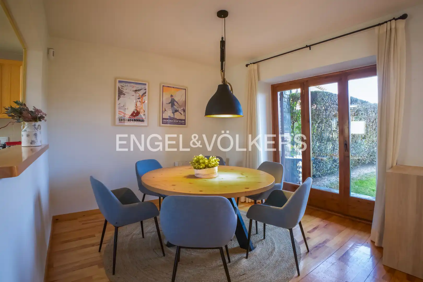 Comedor de Casa adosada en venta en Ger con Calefacción, Jardín privado y Parquet
