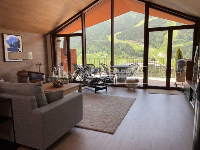 Casa-chalet en Venta en Urbanizacion Sola del Tarter en El Tarter