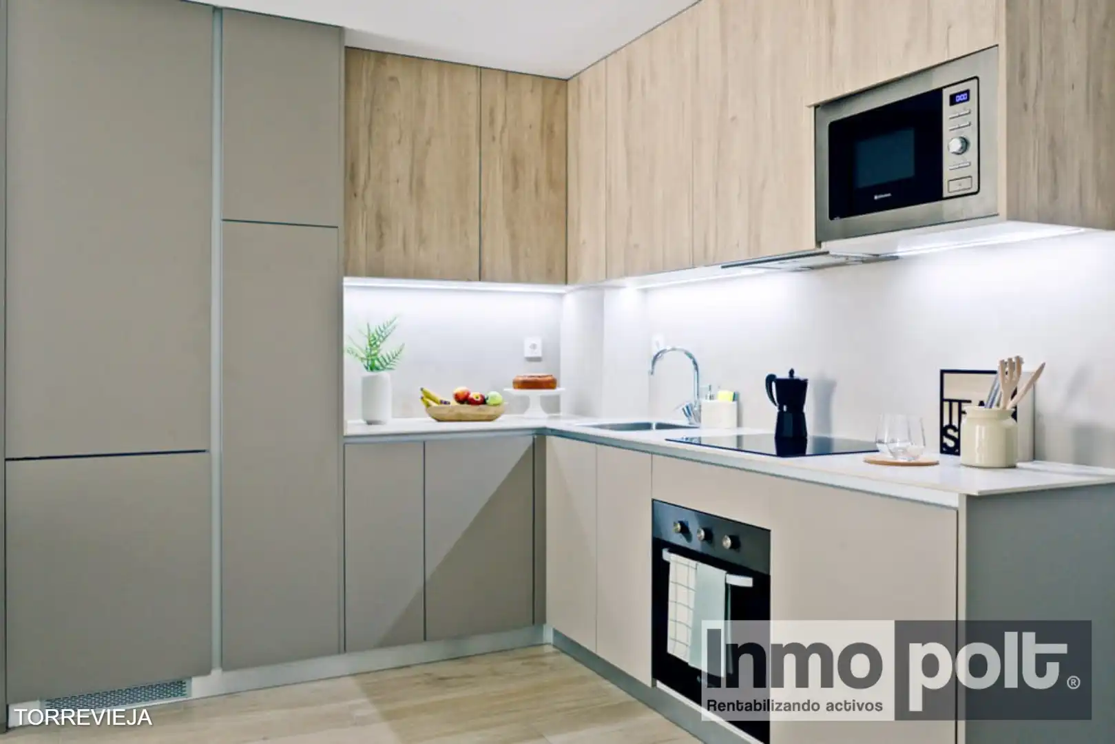 Cocina de Piso de alquiler en Torrevieja con Aire acondicionado, Calefacción y Amueblado