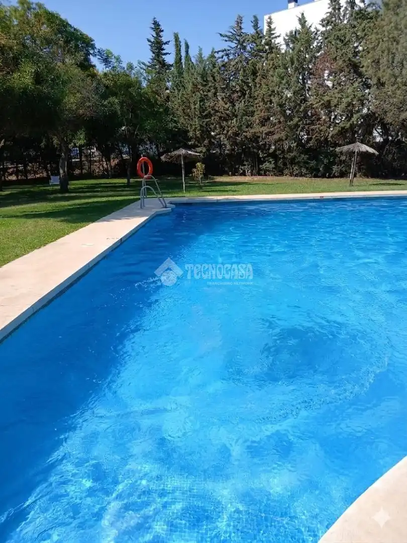 Local comercial en venda a Selwo, imagen 2