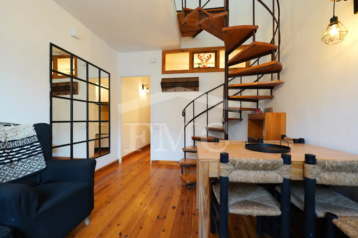 Living room of Flat for rent in Alp  with Heating, Parquet flooring and Storage room