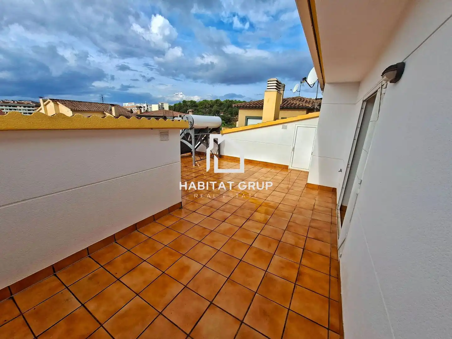Casa con piscina en venta en Fenals, imagen 5
