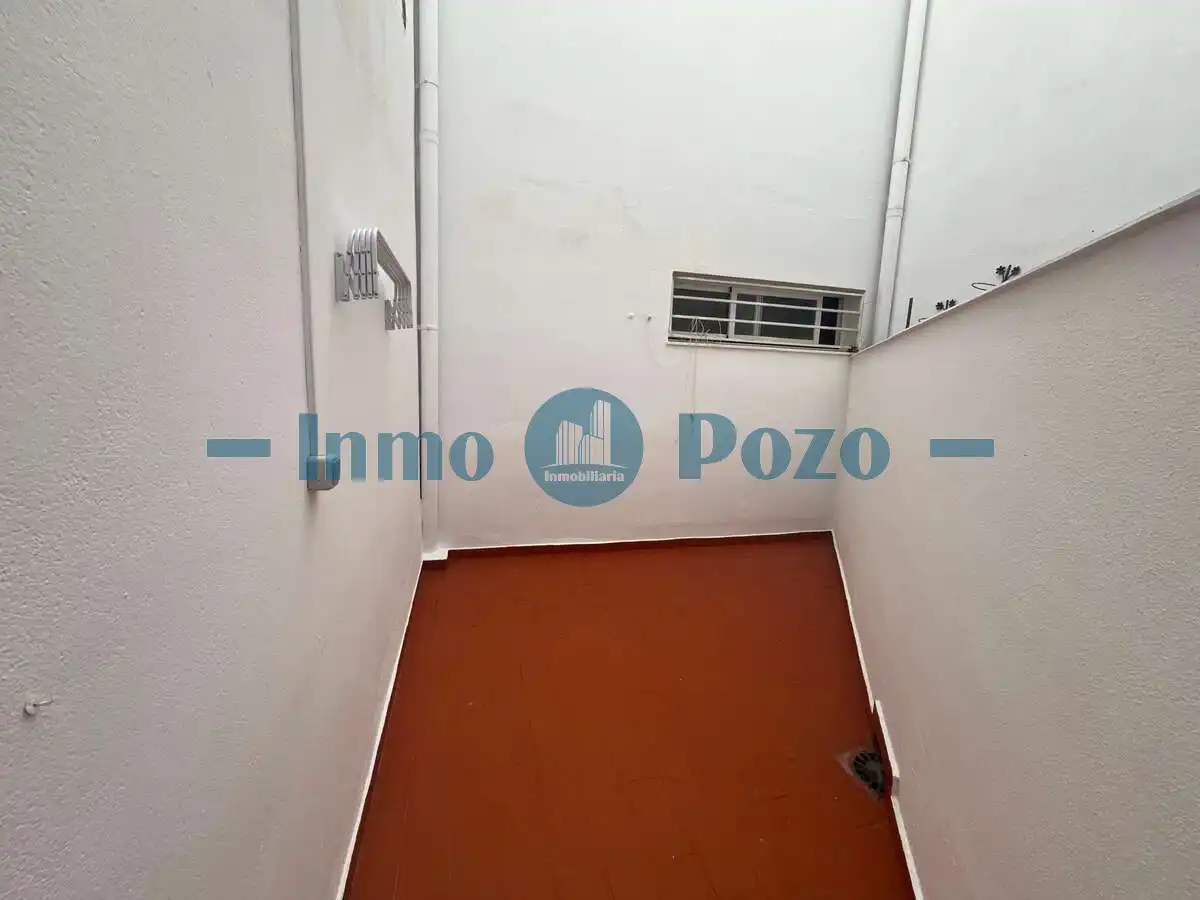 Terrassa de Apartament en venda en Almendralejo amb Moblat