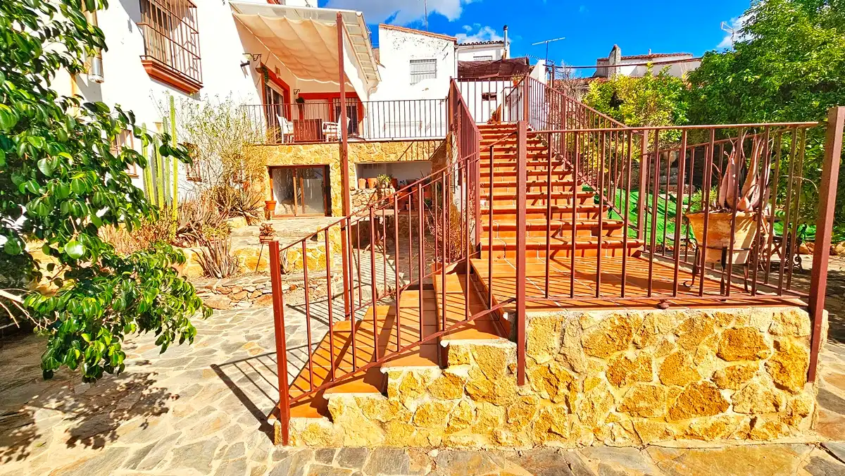 Vista exterior de Casa o chalet en venta en Cañaveral de León con Aire acondicionado, Jardín privado y Terraza