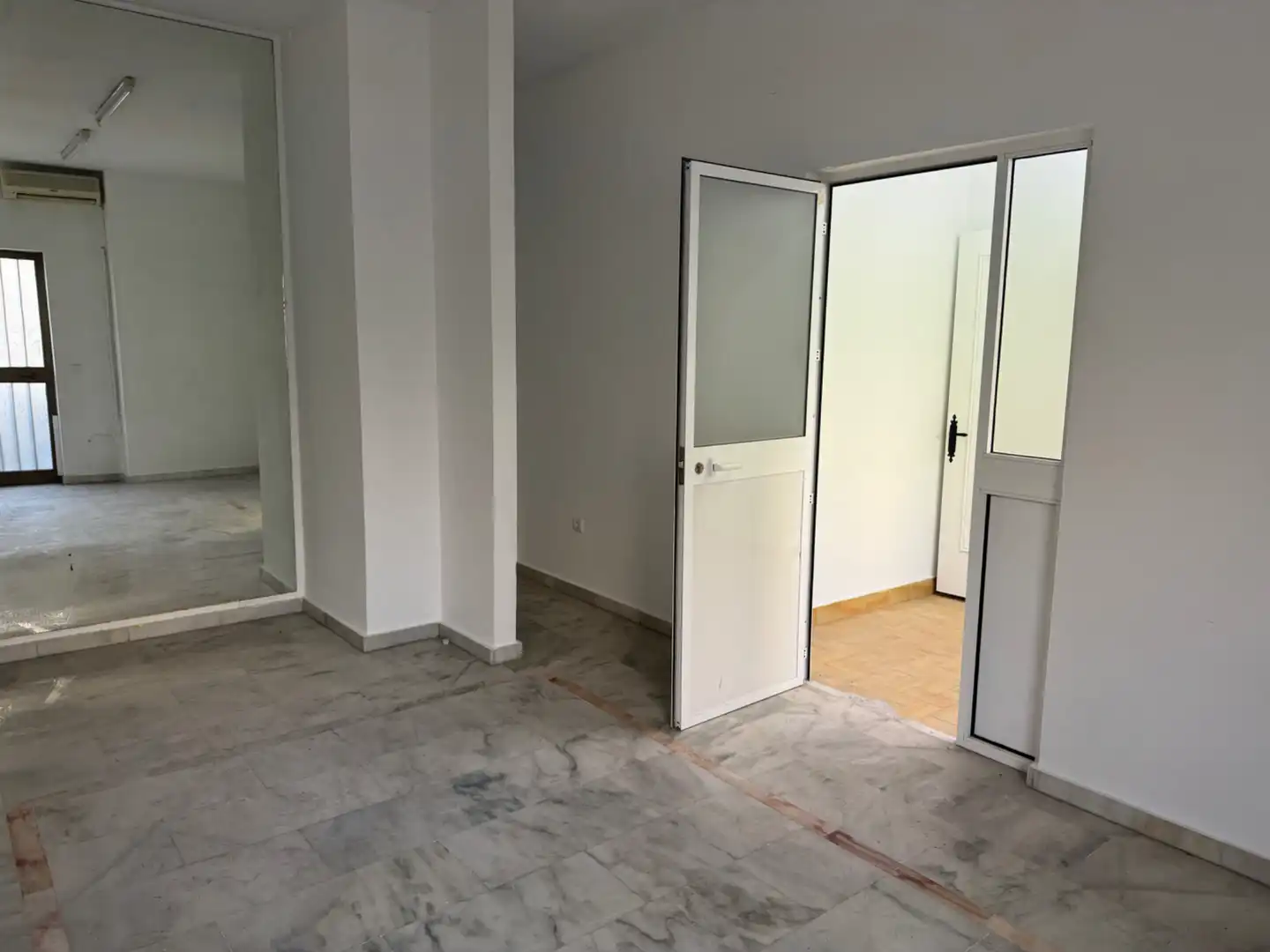 Local comercial en alquiler en Avenida de los Boliches, imagen 2