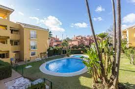 Exterior view of Flat for sale in Estepona  with Air Conditioner and Terrace