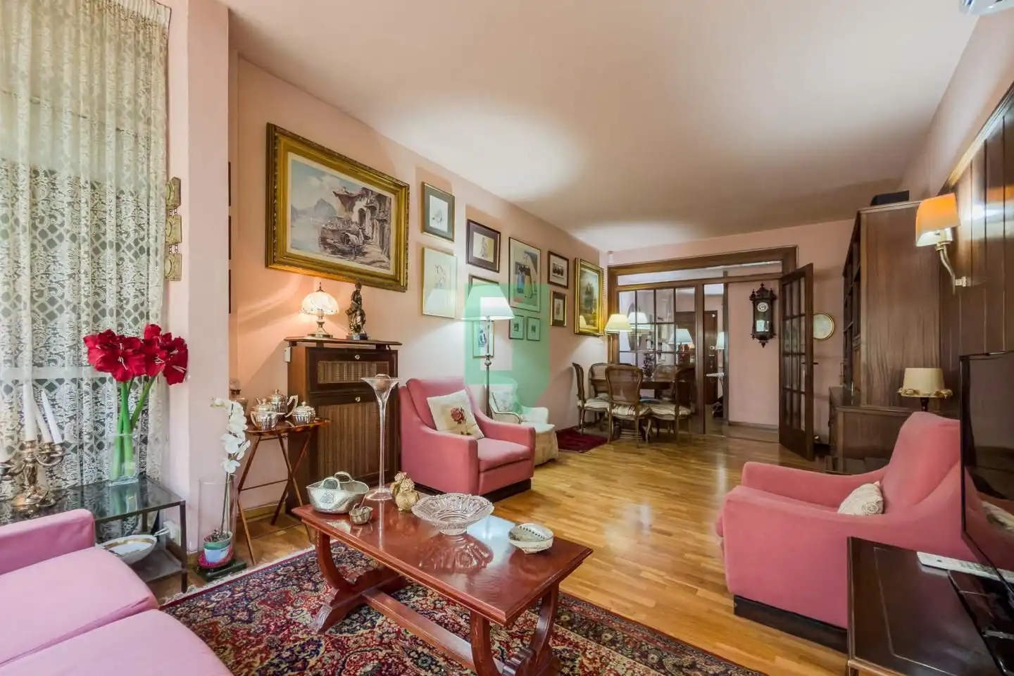 Sala de estar de Piso en venta en Barcelona con Calefacción y Terraza