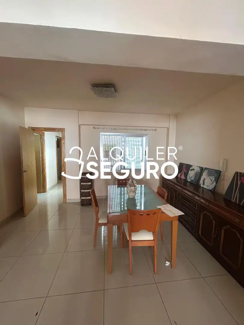 Comedor de Piso de alquiler en Granada con Aire acondicionado, Calefacción y Terraza