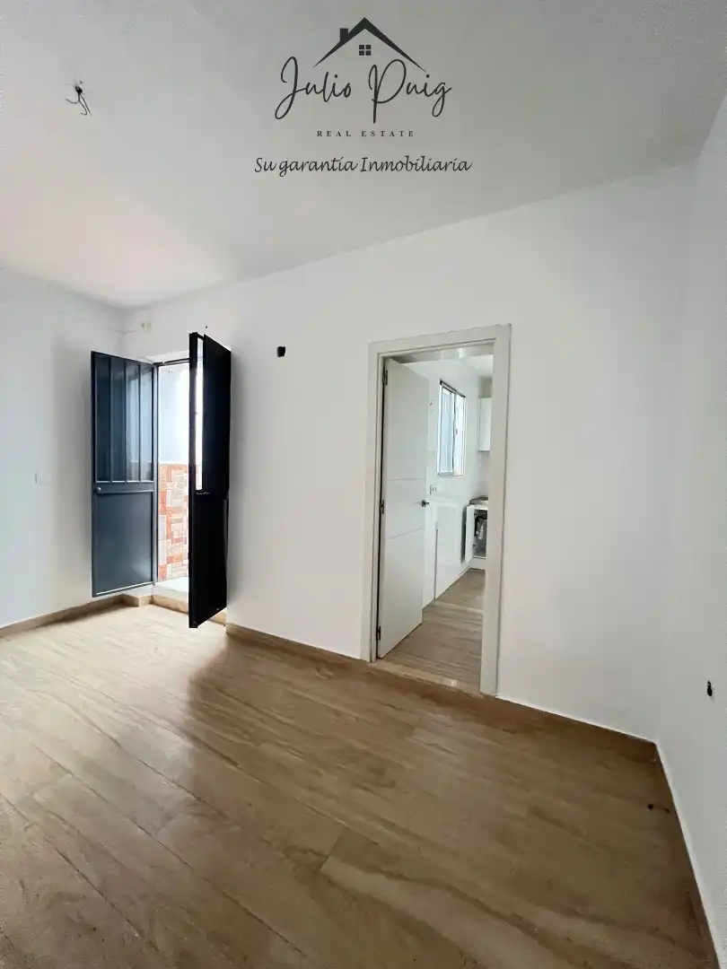 Piso en venta en Coria del Río, Sevilla