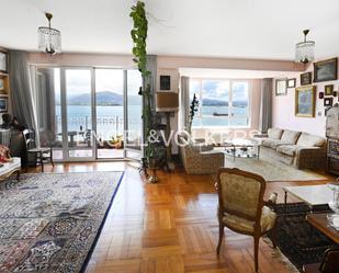 Sala d'estar de Apartament en venda en Santander amb Aire condicionat, Calefacció i Terrassa