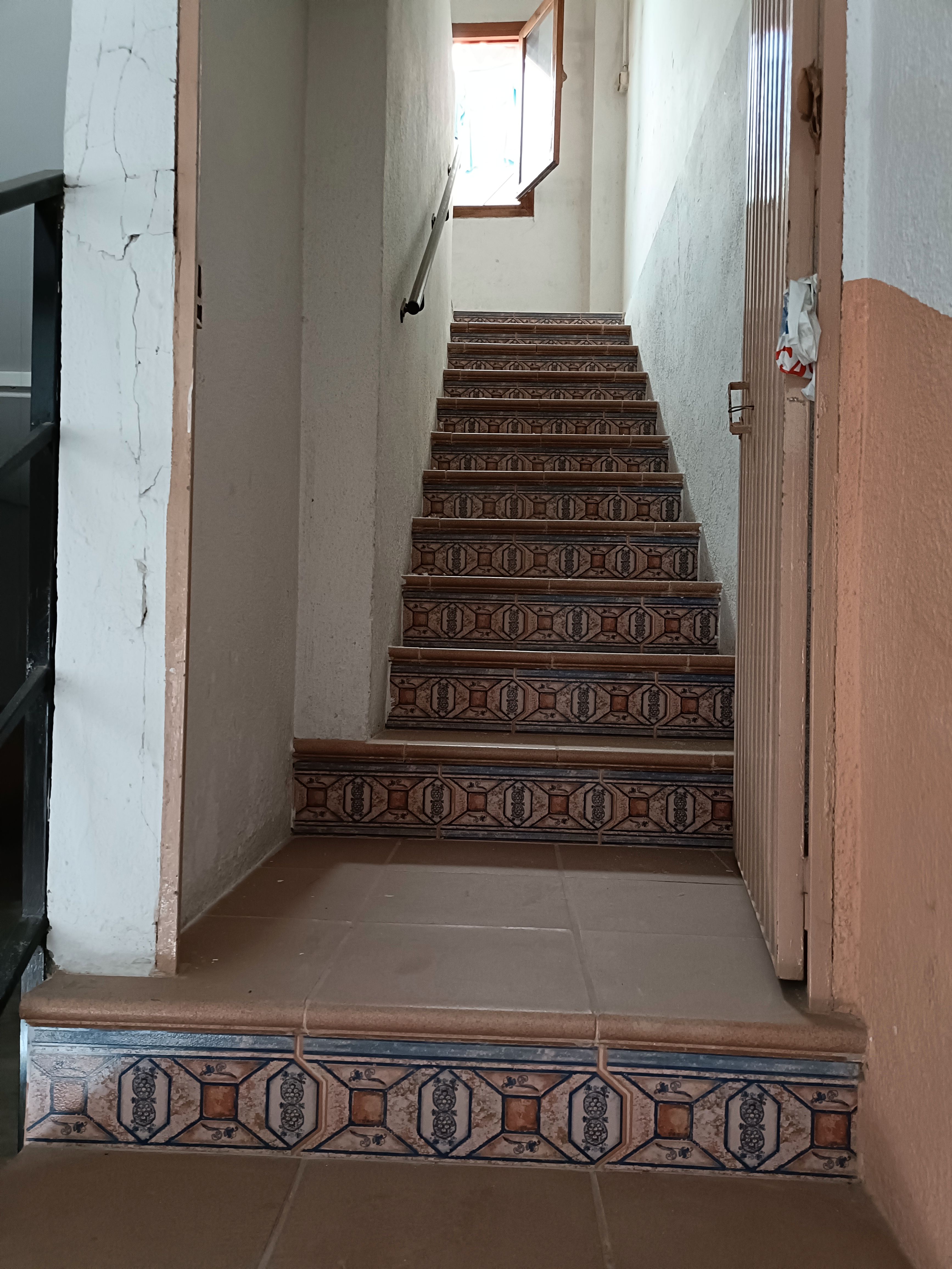 Flat for sale in Baza  with Heating and Balcony