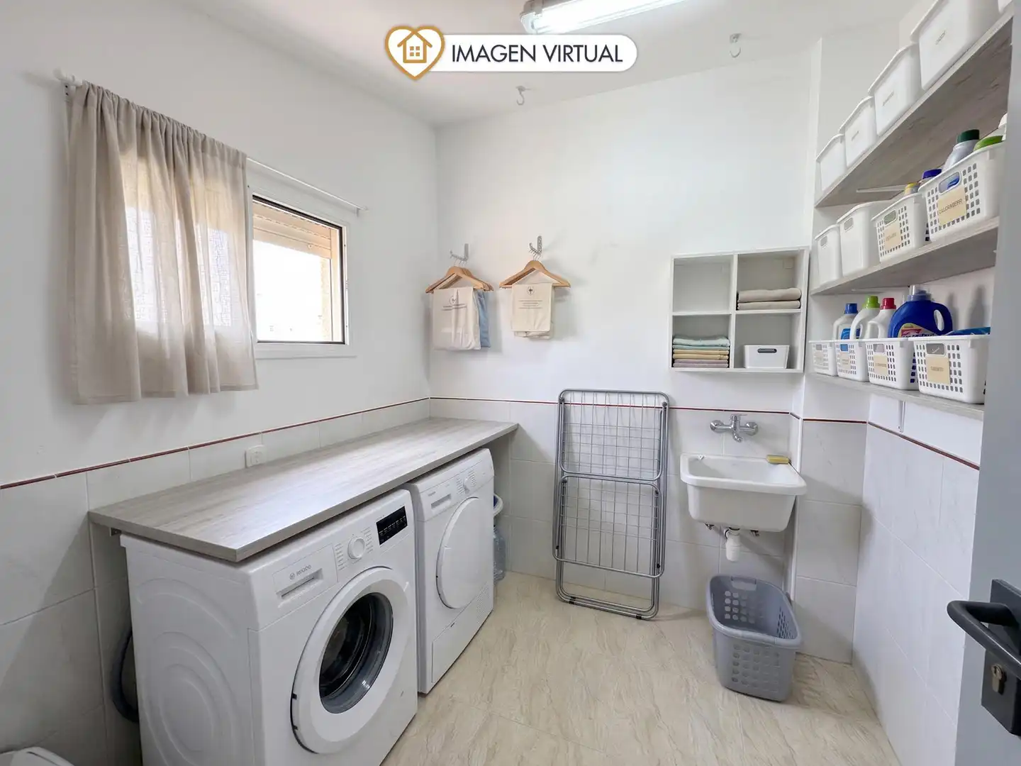 Baño de Casa o chalet en venta en Vallirana con Calefacción, Jardín privado y Terraza