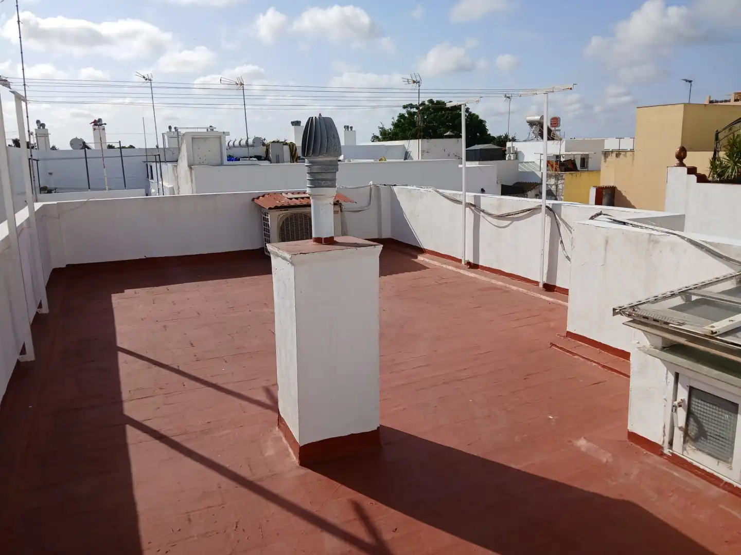 Terrassa de Casa o xalet en venda en San Fernando amb Aire condicionat i Balcó