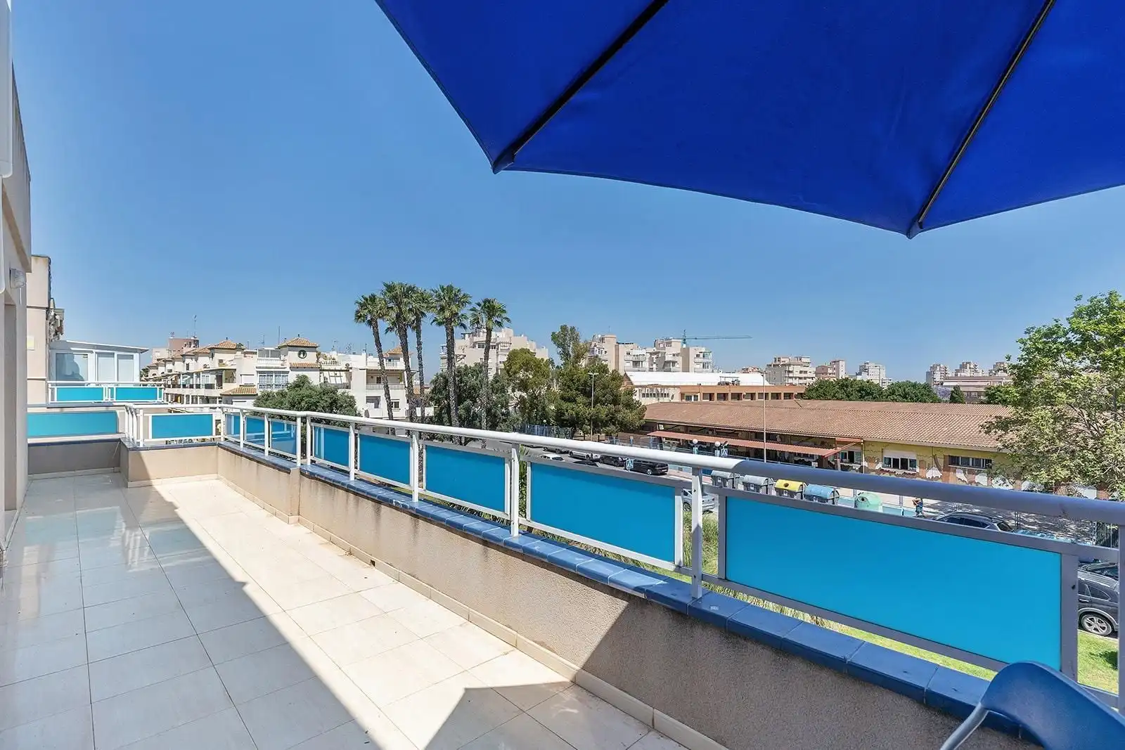 Penthouse with pool for sale in Playa del Cura