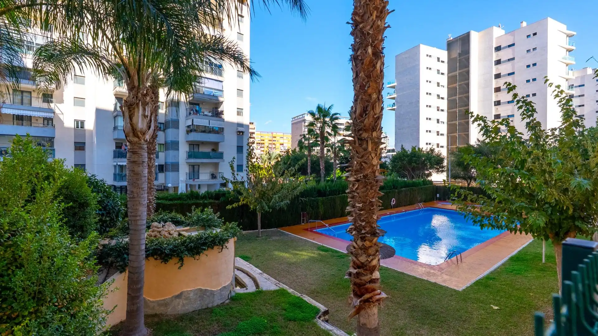 Exterior view of Attic for rent in Villajoyosa / La Vila Joiosa  with Air Conditioner, Heating and Private garden