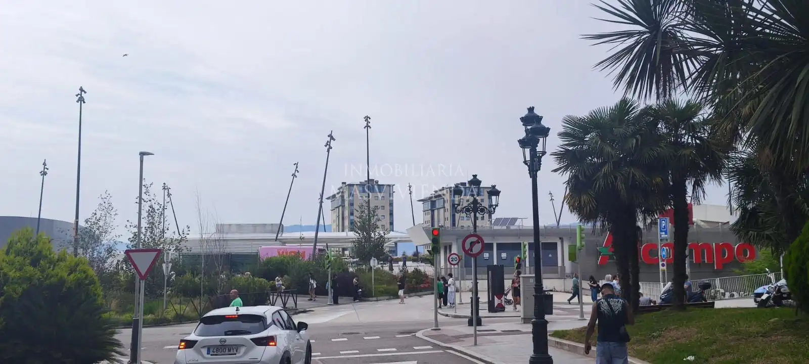 Außenansicht von Wohnung zum Verkauf in Vigo  mit Terrasse und Abstellraum