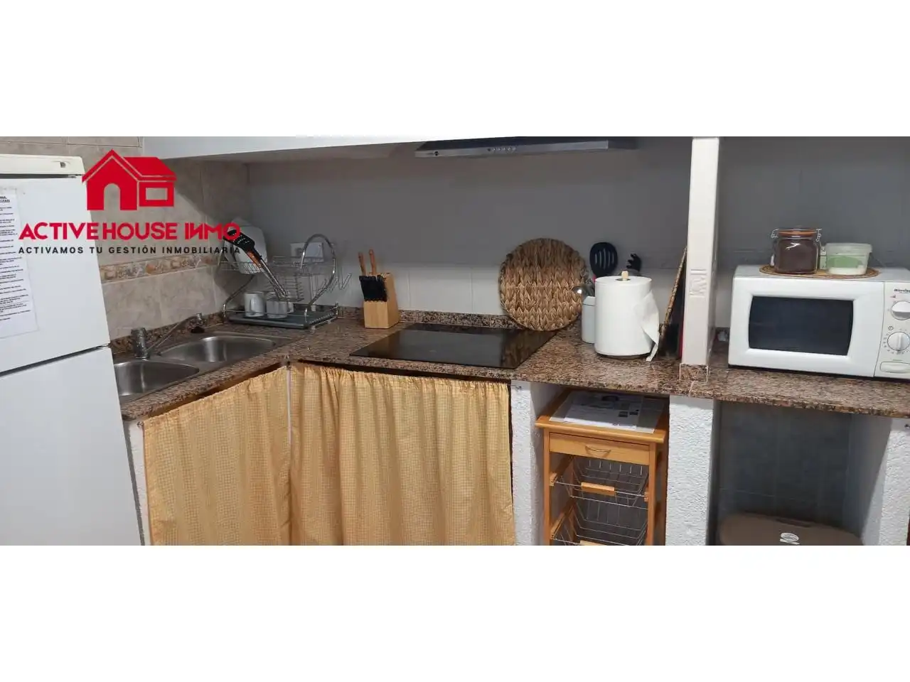 Cuina de Casa o xalet en venda en Amposta amb Aire condicionat, Jardí privat i Terrassa