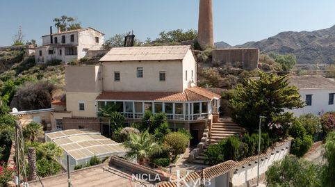 Villa con piscina y garaje en Cuevas del Almanzora Almería