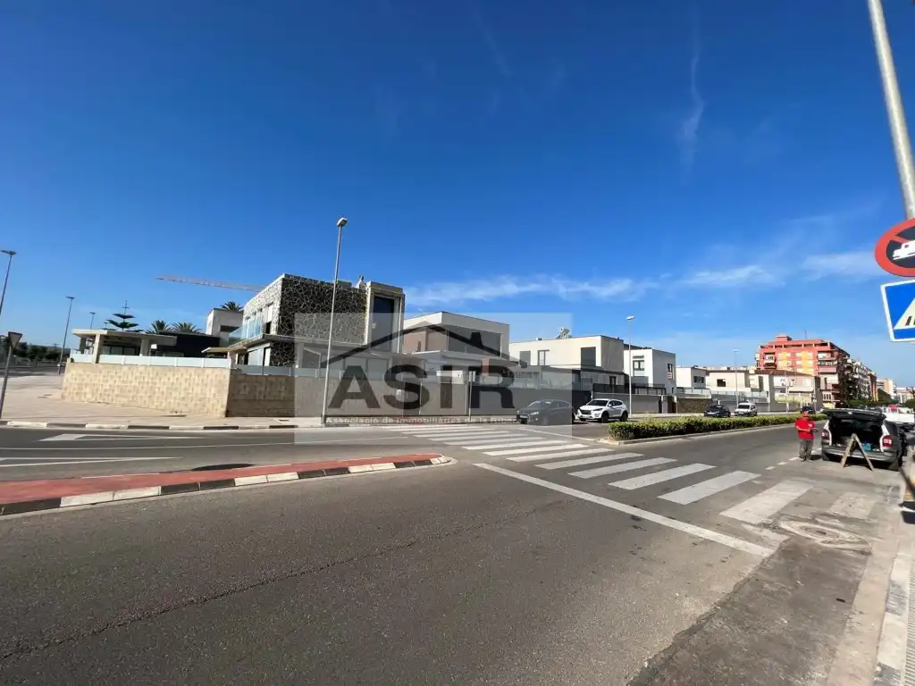 Terreno residencial en venta en Casc Urbà, imagen 12