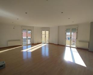 Living room of Apartment for sale in Quintanar de la Orden  with Heating, Parquet flooring and Terrace