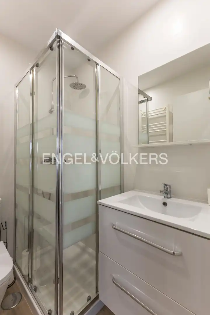Bathroom of Ground floor for rent in Madrid  with Heating and Furnished