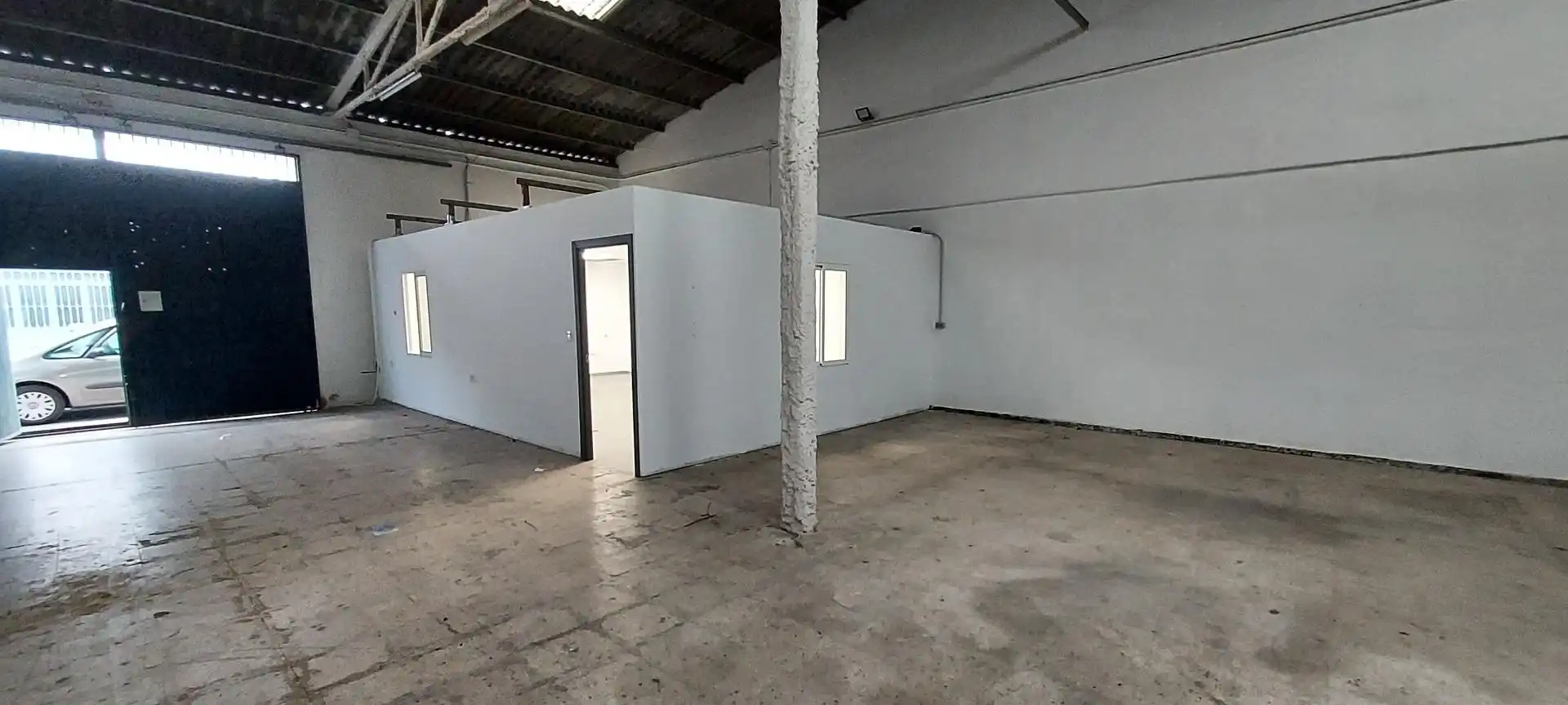 Industrial buildings for sale in Vista Azul - Consolación