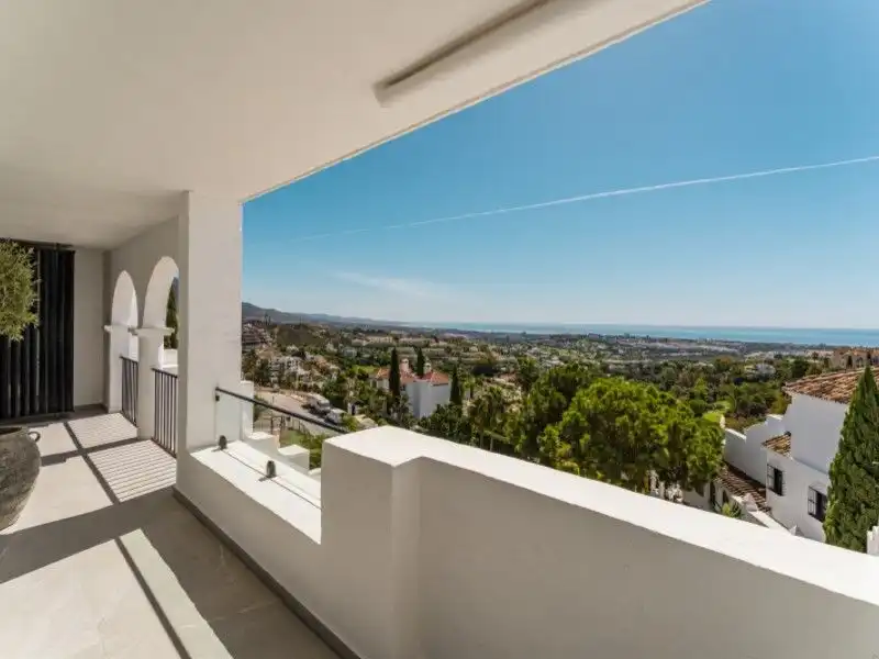 Apartamento con piscina en venta en Calle Hernán Cortés 9, imagen 19
