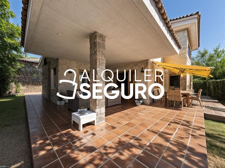 Terraza de Casa o chalet de alquiler en Los Molinos con Calefacción, Terraza y Piscina