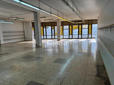 Oficina con ascensor en alquiler en Travesía Industrial