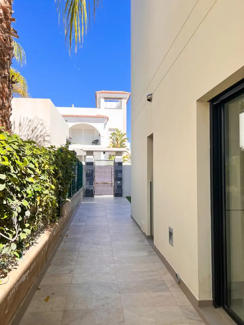 Exterior view of Houses for sale in Rojales  with Air Conditioner, Private garden and Terrace