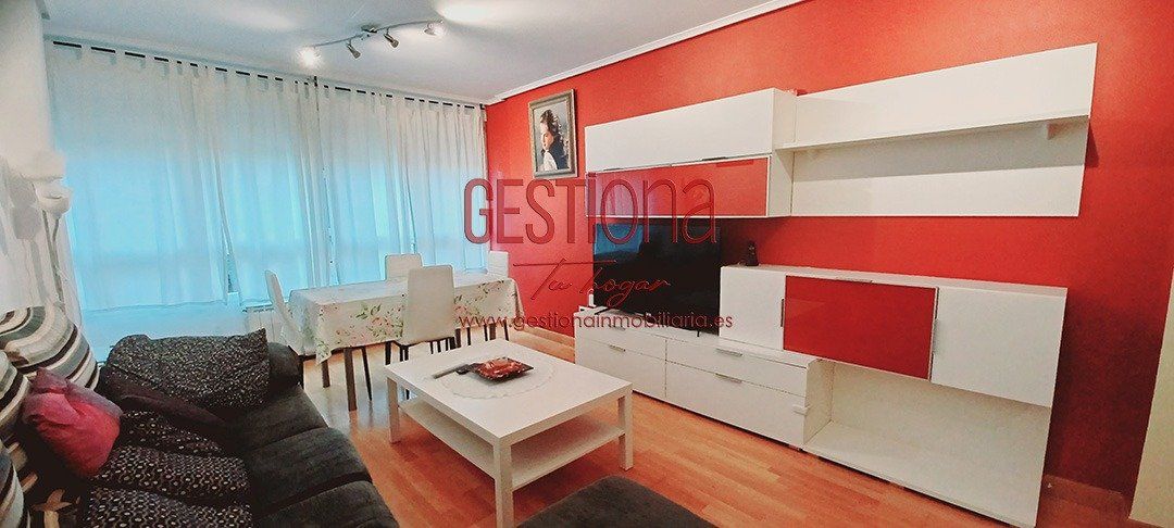 Sala d'estar de Apartament en venda en Bárcena de Cicero amb Calefacció, Terrassa i Traster