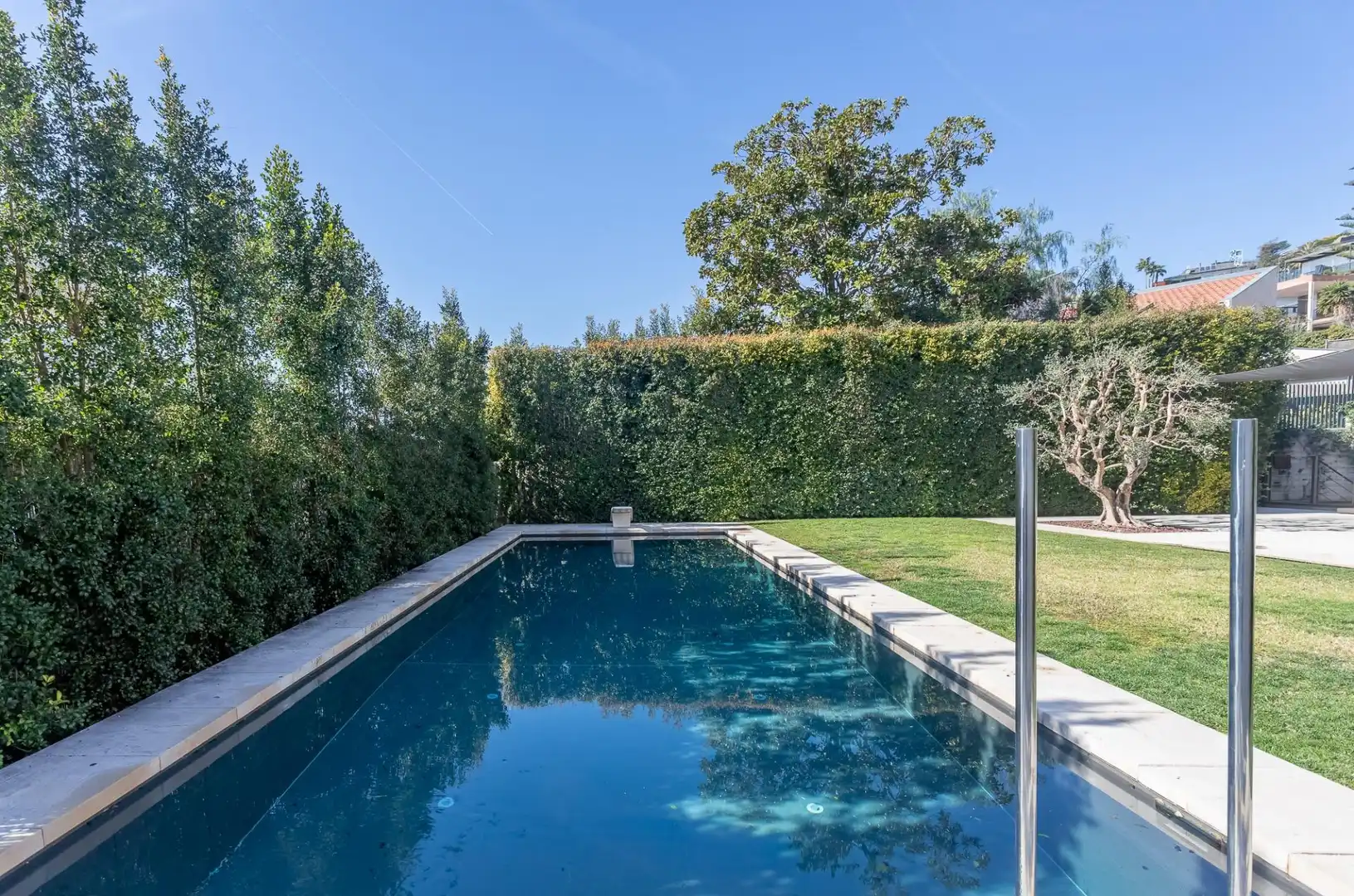Piscina de Casa adosada en venda en Esplugues de Llobregat amb Calefacció, Jardí privat i Terrassa