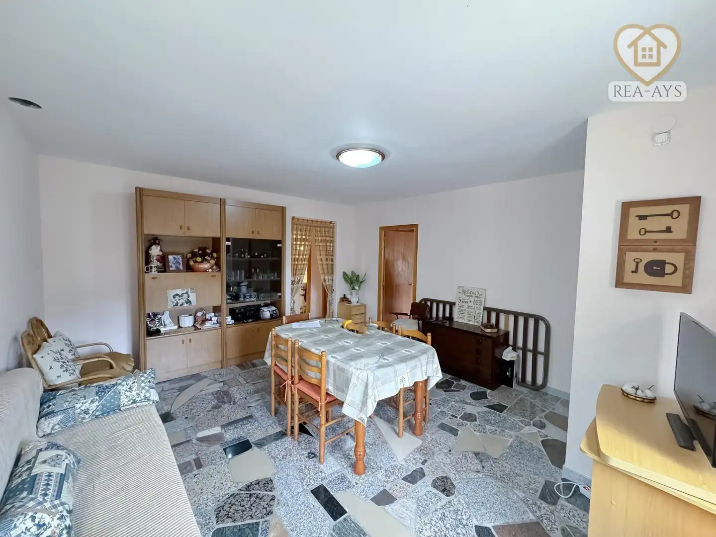 Sala de estar de Casa o chalet en venta en Vallirana con Calefacción, Jardín privado y Terraza