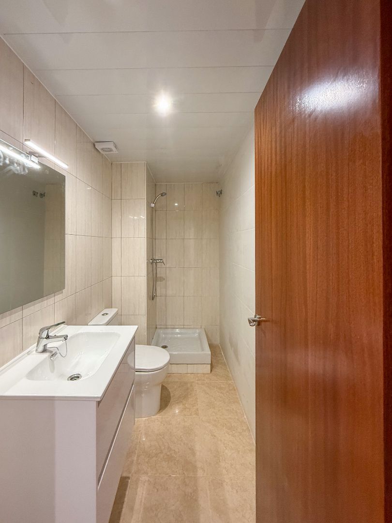 Bany de Pis en venda en Palafrugell amb Parquet, Forn i TV