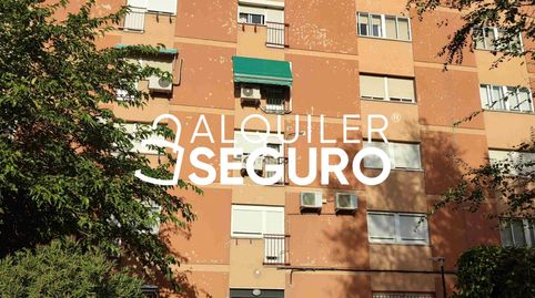 Photo 2 of Flat for rent in Rio Martin, Avda. Cataluña, Zaragoza Capital