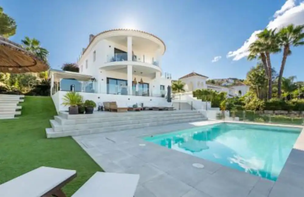 Casa amb terrassa en venda a La Cala Golf - Lagar Martell