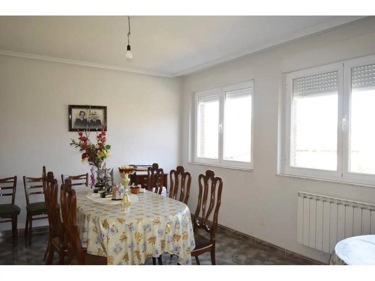 Comedor de Casa o chalet en venta en Vegaquemada con Calefacción y Jardín privado