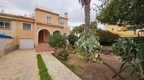 Foto 2 de Casa o xalet en venda a Zona Carrefour - Urbanizaciones, Torrevieja