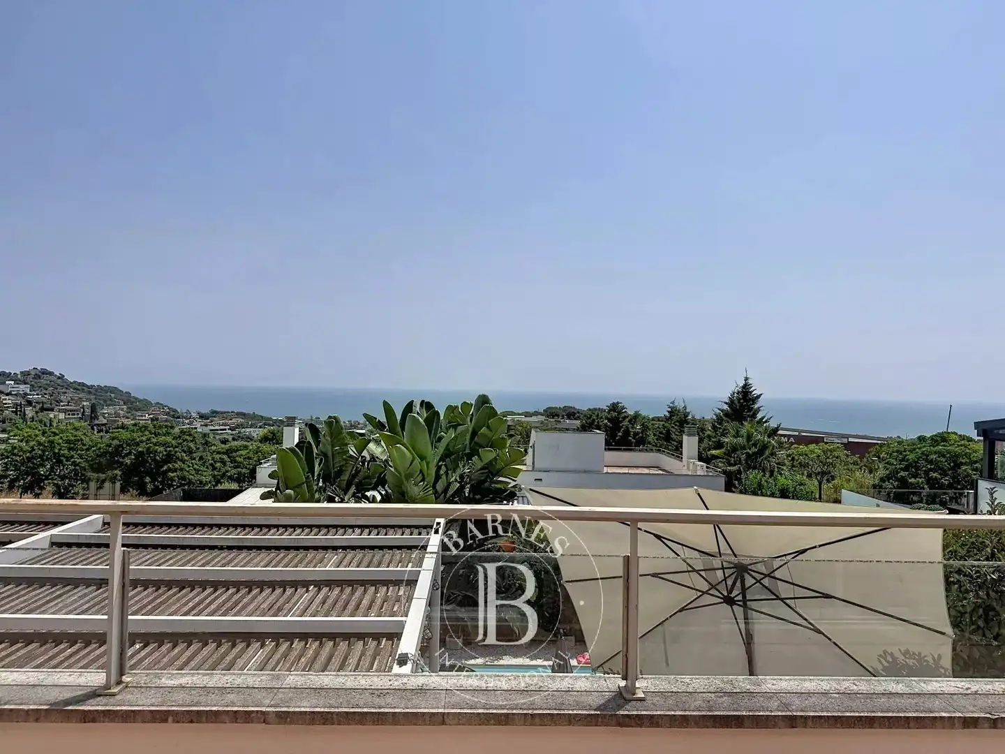 Terraza de Casa adosada en venta en Mataró con Aire acondicionado, Calefacción y Jardín privado