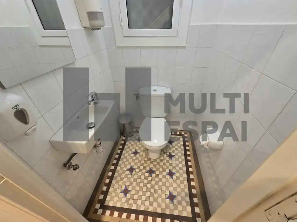 Office space with lift to rent in Passeig de Gràcia, imagen 16