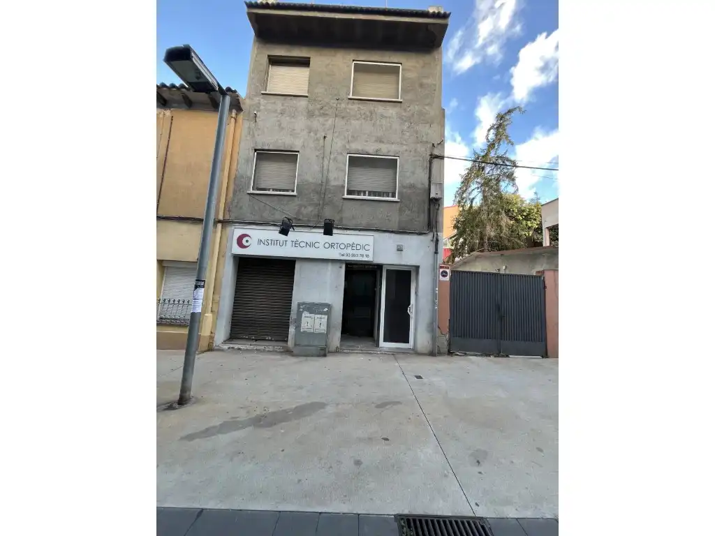 Edificio en venta en Col.legis Nous