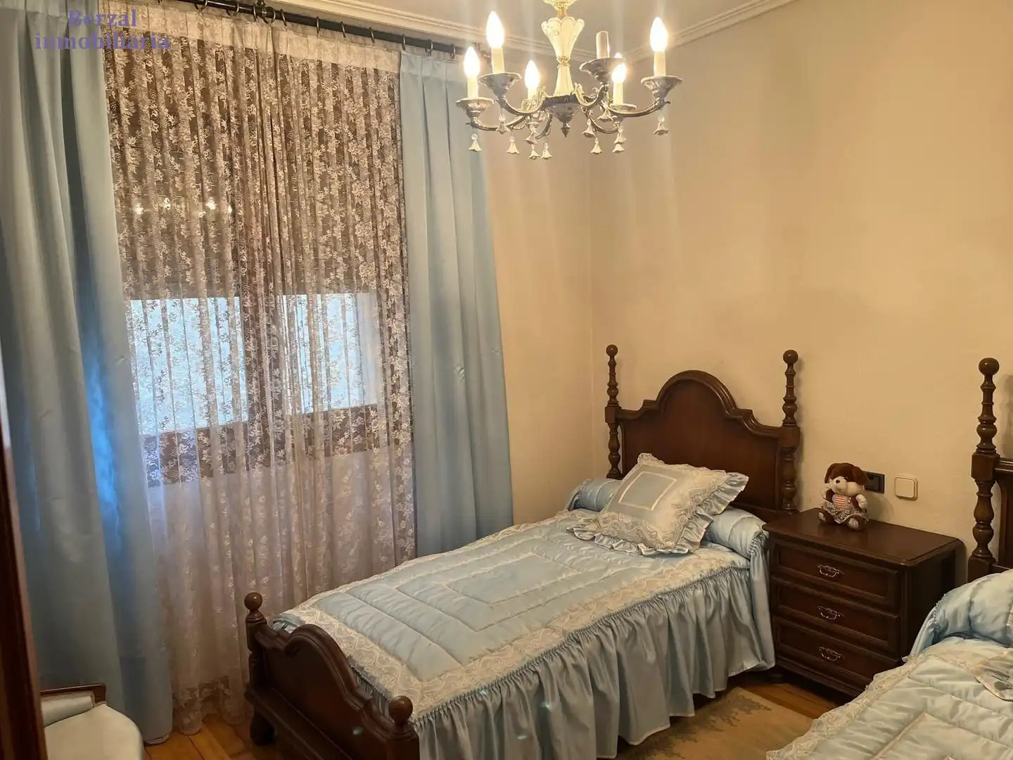 Habitación de Casa o chalet en venta en Cenicero